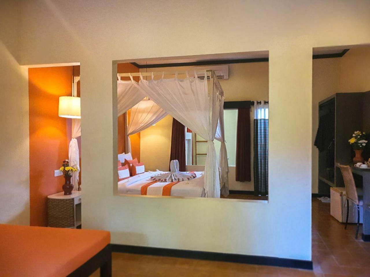 Residence Indochine Suite Сием Реап Стая снимка