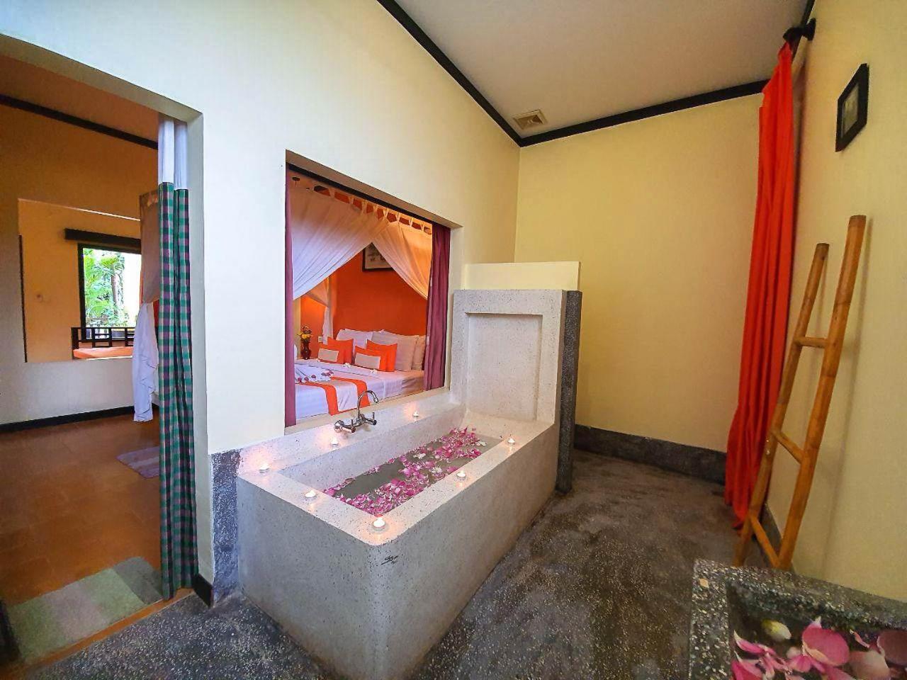 Residence Indochine Suite Сием Реап Стая снимка